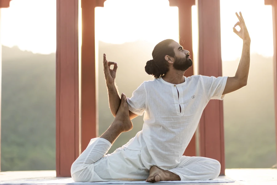 لباس یوگا، بهترین محصول برای فروش آنلاین